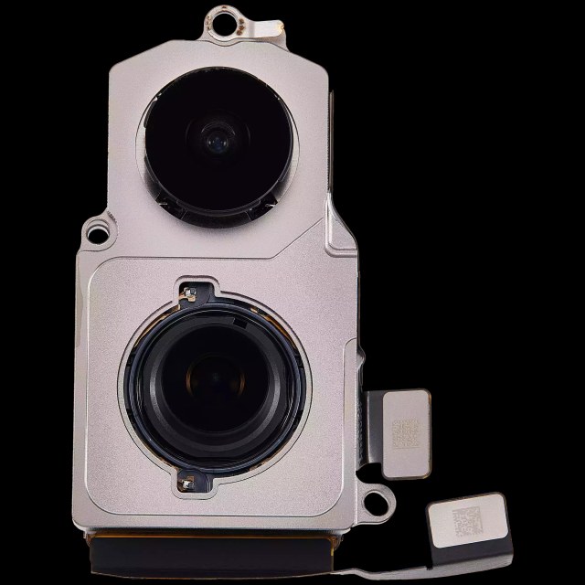 Fotocamera posteriore per iPhone 16