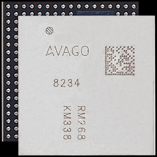 Front- End High Frequency Amplifier IC per iPhone 15 Series / 16 Series (8234)