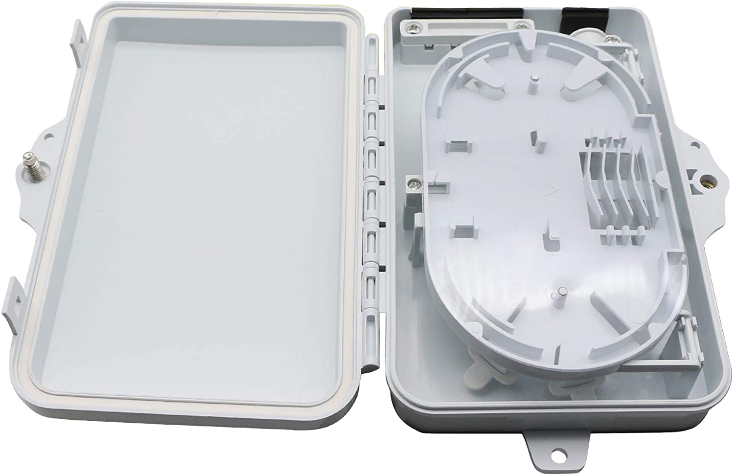 La scatola di distribuzione per fibra ottica è in grado di supportare fino a 4 terminazioni. Viene utilizzata come punto di terminazione per il cavo di alimentazione per il collegamento con il cavo di derivazione nel sistema di rete FTTx. Integra l